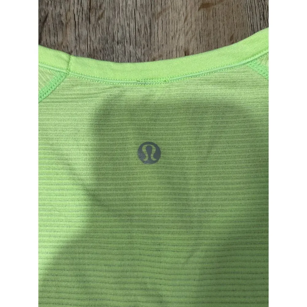 Lululemon Women's Swiftly Tech Short Sleeve Top Size 4
